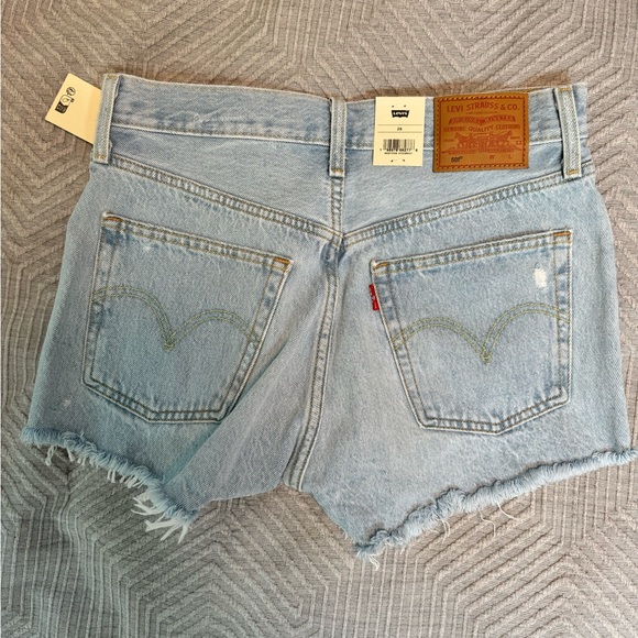 NWT Levi’s 501 denim shorts exclusive color for Revolve - Picture 2 of 3